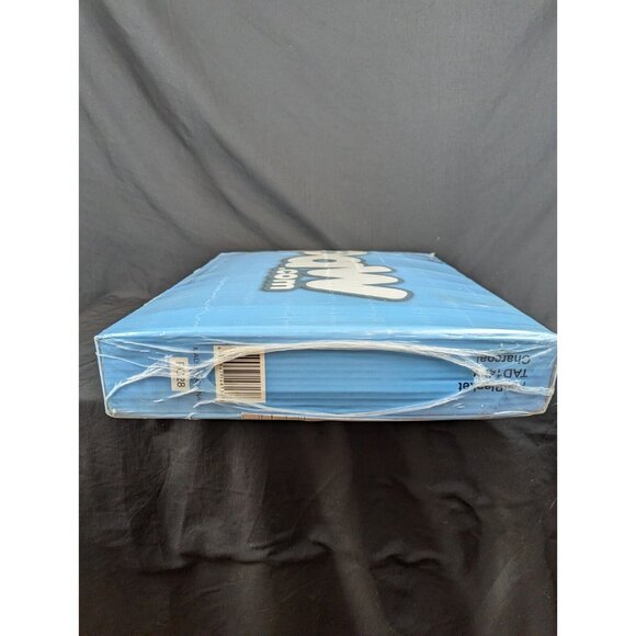 Paw.com PupProtector Original 60"x50" Charcoal Grey waterproof throw blanket NEW - Picture 7 of 16